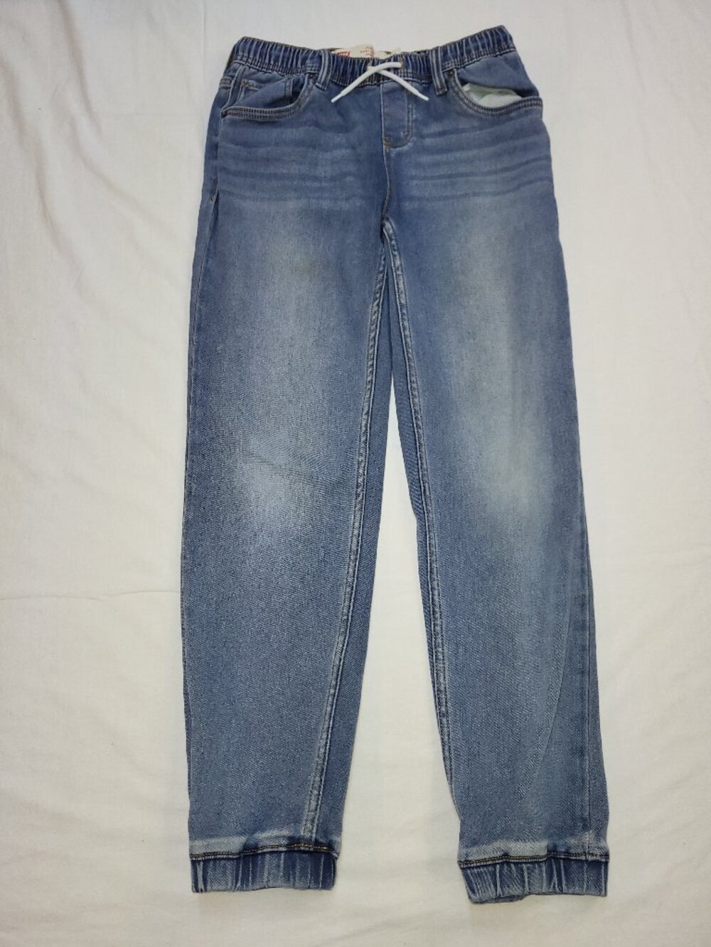 Levi’s Jogger Jeans Size 14 Medium Wash Blue Denim Elastic Waist Drawstring